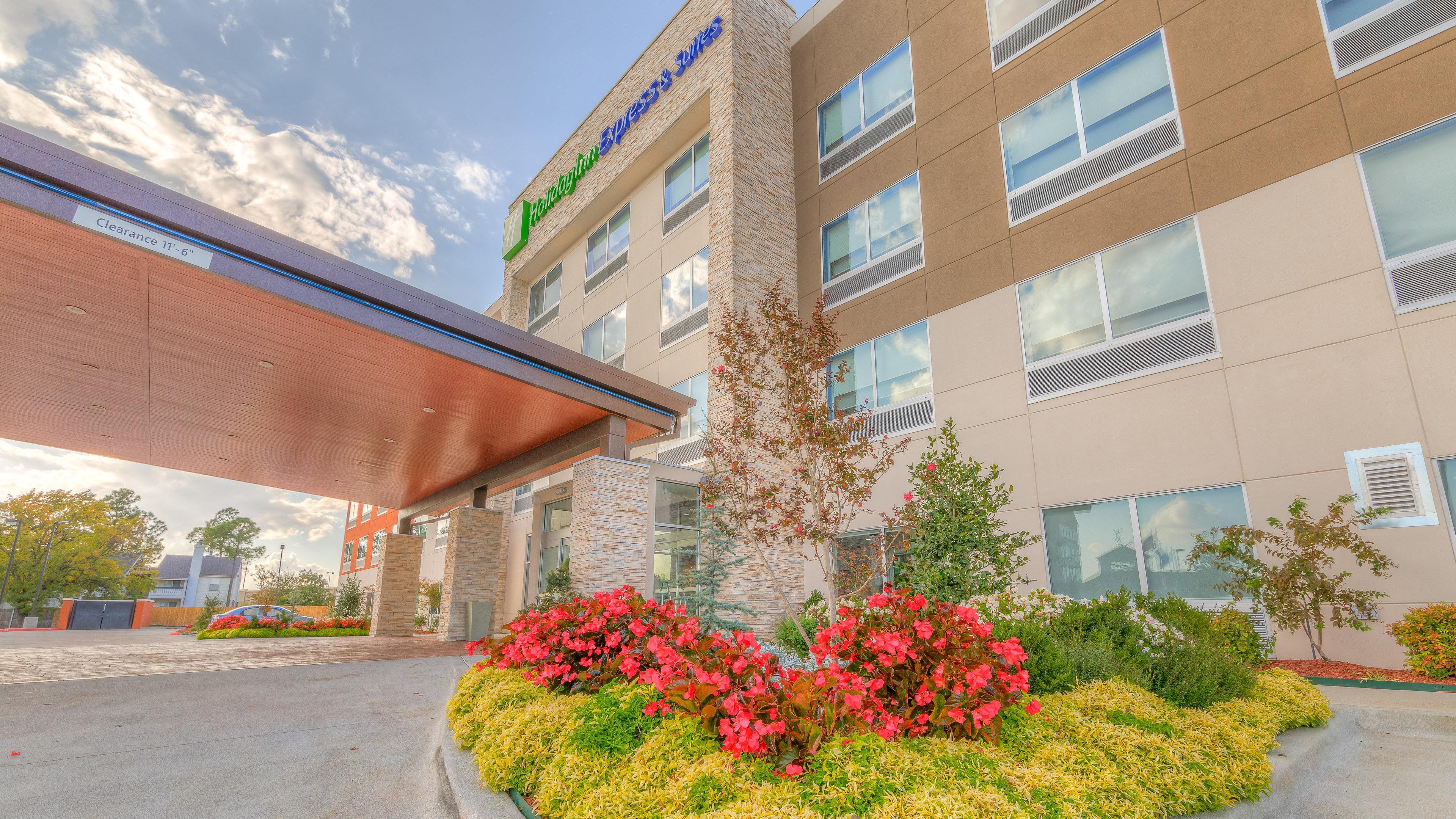 Holiday Inn Express & Suites Tulsa Midtown By Ihg Екстериор снимка