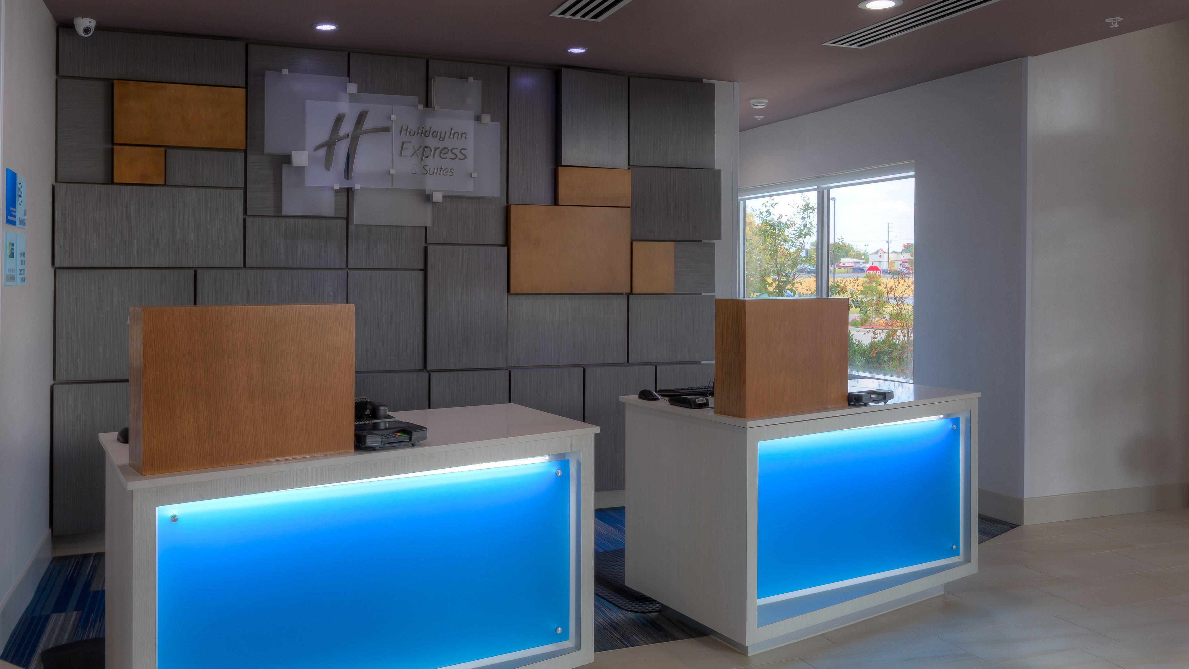 Holiday Inn Express & Suites Tulsa Midtown By Ihg Екстериор снимка